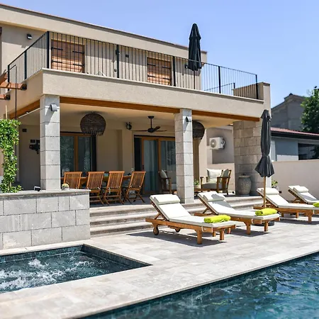 Teja Villa *