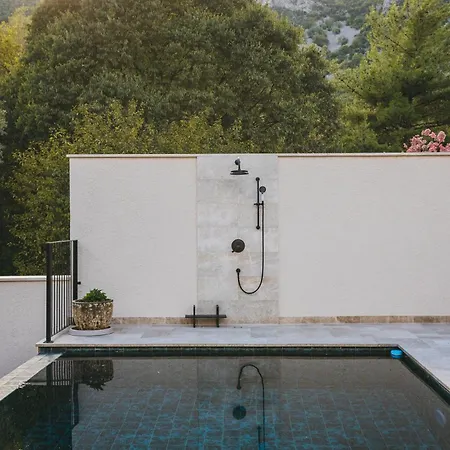 Teja Villa